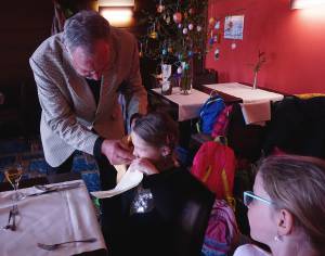 Wenn Herr Knigge  Symbolfoto