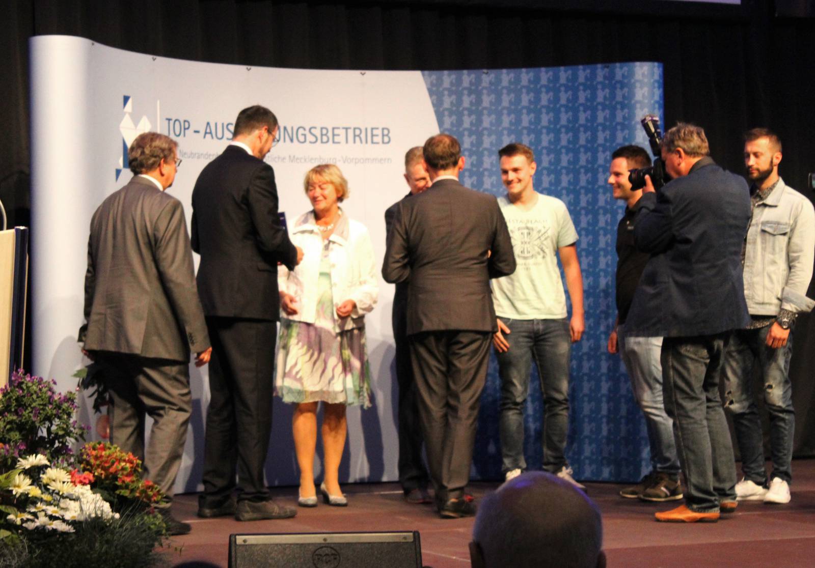 Wir sind TOP Ausbildungsbetrieb! Symbolfoto