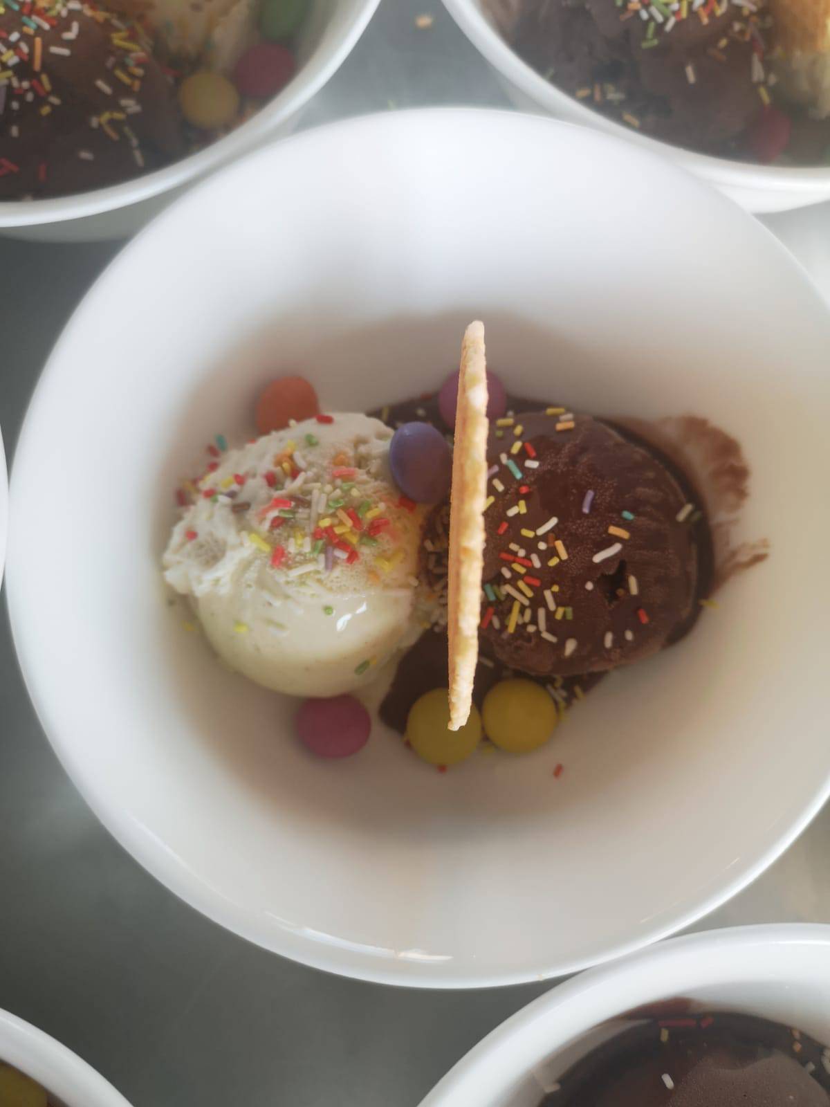 Raus aus der Grundschule und rein in die Ferien Symbolfoto