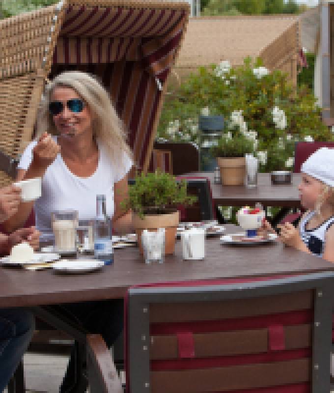 Terrassensaisoneröffnung  Symbolfoto