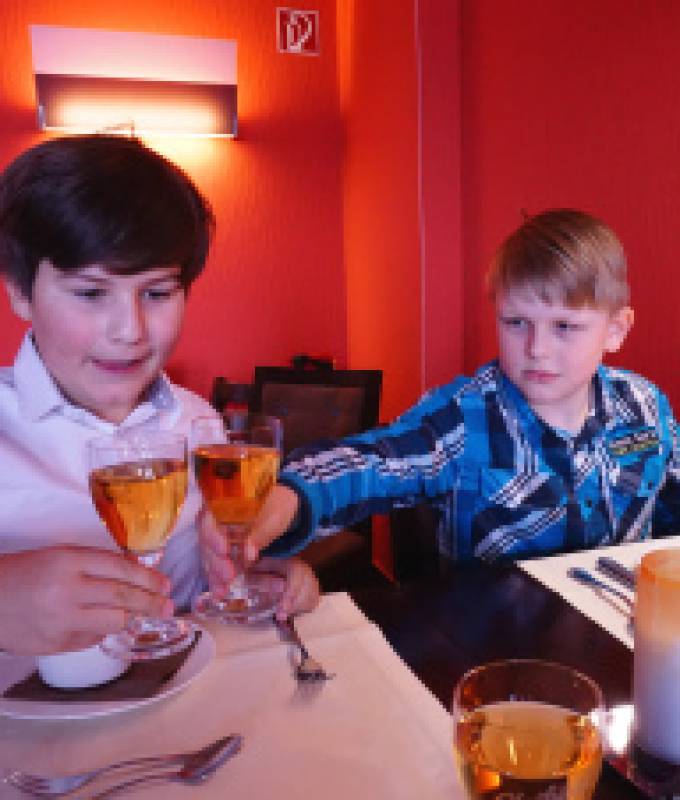 Wenn Herr Knigge  Symbolfoto