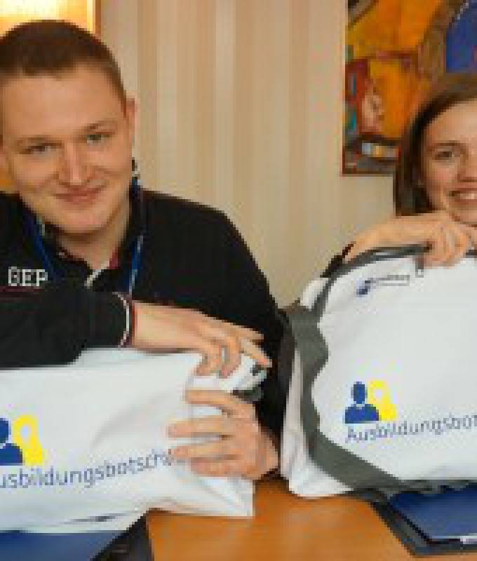 Vom Betrieb in die Schulklasse  Symbolfoto