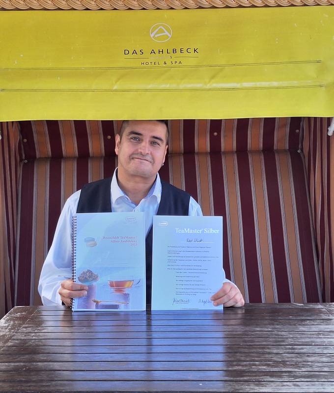 Tee ist meine Welt…. Symbolfoto