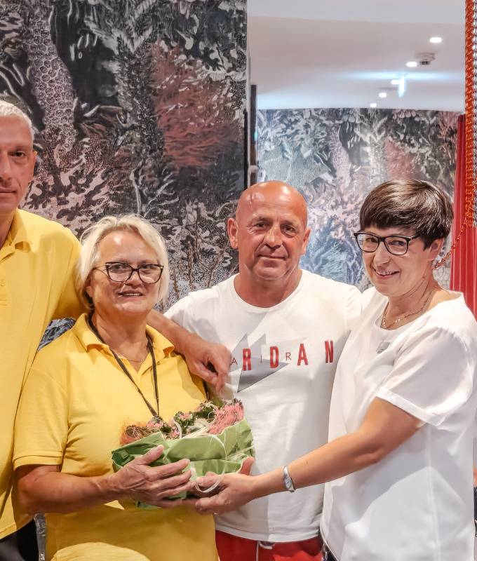 Danke für vier Jahre Hingabe und unsichtbare Exzellenz Symbolfoto